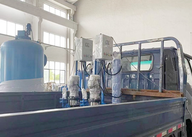 浙江嘉興專車直達兩套真空脫氣機